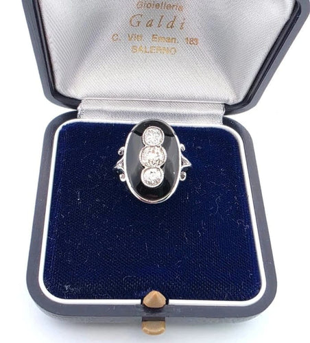 Bague 50 Bague en platine avec diamants et onyx 58 Facettes