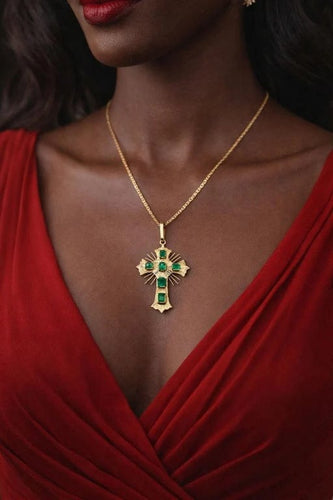 Pendentif Pendentif croix en or jaune 18 carats et émeraudes 58 Facettes 50353