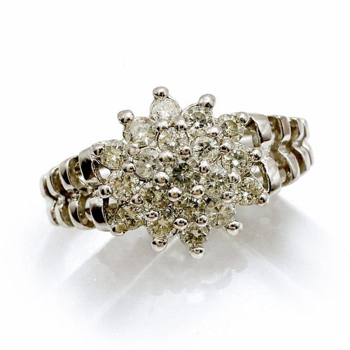 Bague 56 Bague rosette en or blanc 18 carats et diamants 58 Facettes 50372