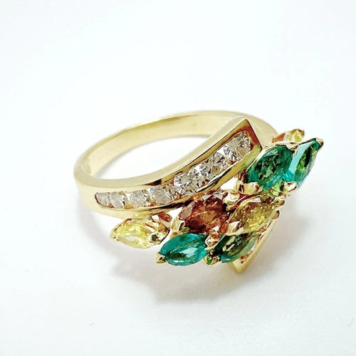 Bague 53 Bague en or jaune 750 sertie de diamants et émeraudes 58 Facettes 50373