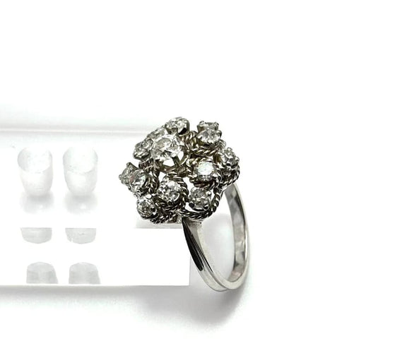 Bague 53 Bague rosette vintage en or blanc 750 et diamants 58 Facettes 50409