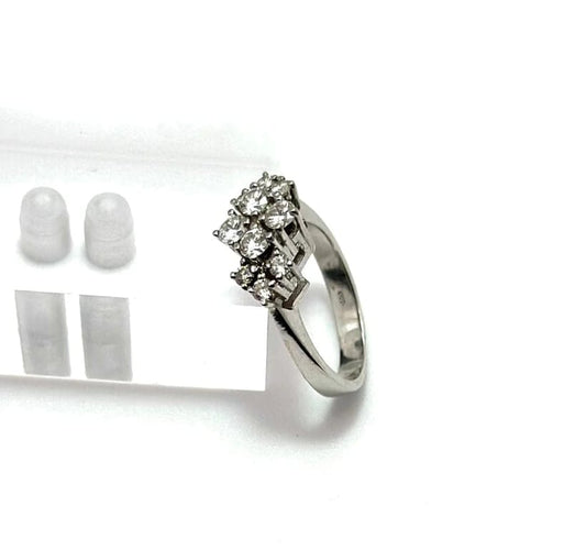 Bague 51 Bague grappe en or blanc 14 carats et diamants 58 Facettes 50406