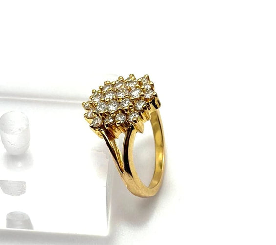 Bague 52 Bague motif floral en or jaune 18 carats et diamants 58 Facettes 50413