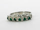Bague 56.5 Bague en or blanc en zigzag avec émeraudes et diamants 58 Facettes 50163
