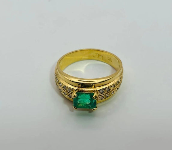 Bague 59 Bague en or jaune 750 avec émeraude et diamants 58 Facettes 50251