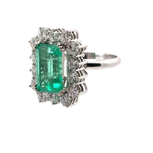 Bague 54 Bague rosette en or blanc 18 carats avec émeraude et diamants 58 Facettes 50200
