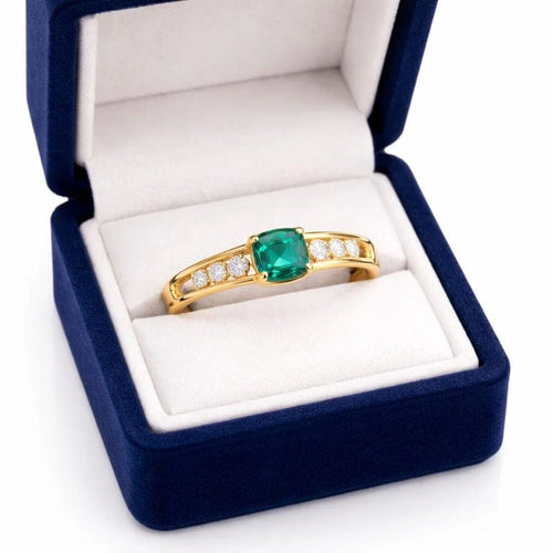 Bague 50 Bague vintage en or jaune 18 carats avec émeraude et diamants 58 Facettes 50119