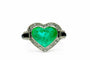 Bague 53 Bague en platine avec émeraude taille cœur, diamants et onyx 58 Facettes 50280