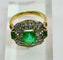 Bague 54 Bague Art déco en or jaune et blanc 750 avec émeraudes et diamants 58 Facettes 50296