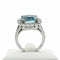 Bague 54 Bague en or blanc 18 carats avec aigue-marine et halo de diamants 58 Facettes 50298