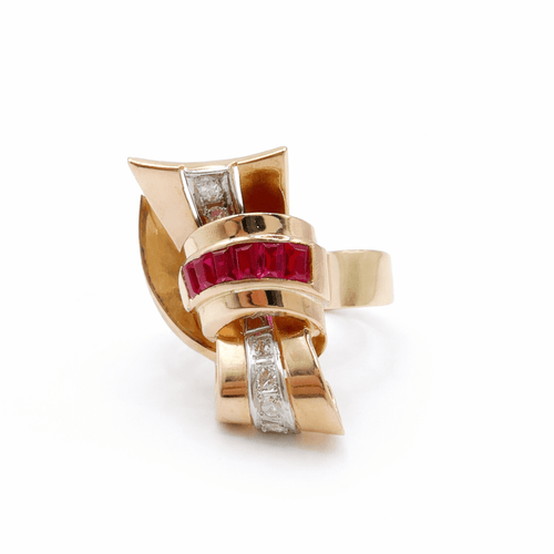 Bague 57 Bague chevalière en or jaune 750 avec rubis et diamants 58 Facettes 50342
