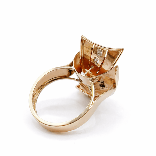 Bague 57 Bague chevalière en or jaune 750 avec rubis et diamants 58 Facettes 50342