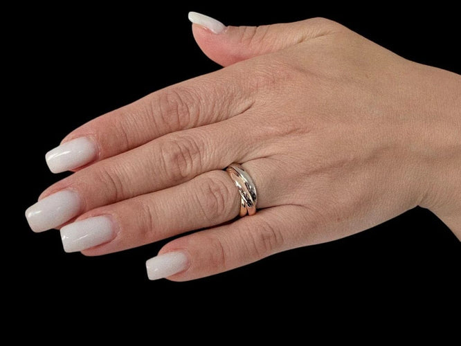 Bague 53 Cartier Trinity Les Must de Cartier - Bague en or jaune, blanc et rose 18 ct 58 Facettes