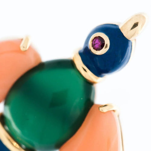 Broche Cartier - Broche oiseau en or jaune avec corail, chrysoprase et rubis 58 Facettes