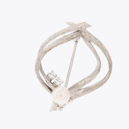 Broche Broche espagnole en or blanc 18 carats, perle et diamant 58 Facettes