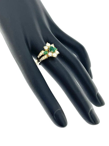 Bague 52.5 Bague cocktail en or jaune 18 carats, émeraudes et diamants 58 Facettes