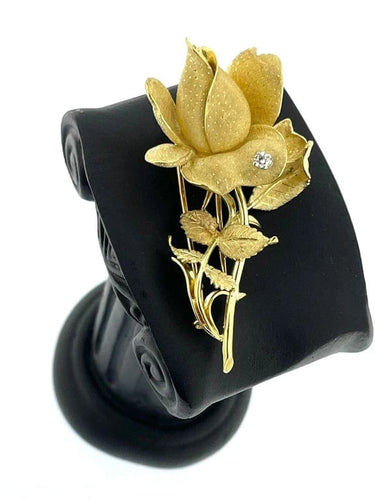 Broche Broche rose en or jaune et blanc 18 carats avec diamant 58 Facettes