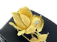 Broche Broche rose en or jaune et blanc 18 carats avec diamant 58 Facettes