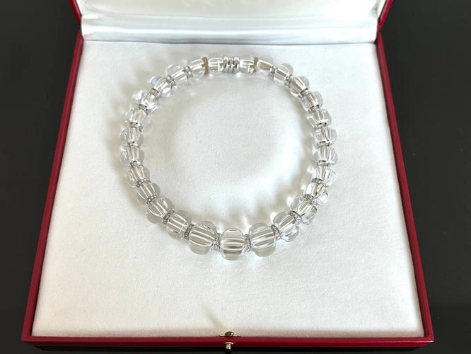 Collier Baccarat Sherazade - Collier en or blanc 18 carats, cristal et diamants 58 Facettes