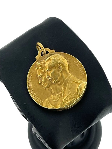 Pendentif René Cliquet - Pendentif médaille en or jaune 18k Luxembourg 58 Facettes