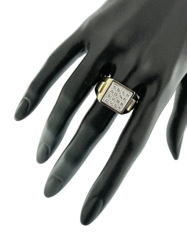 Bague 67 Bague chevalière vintage en or jaune et blanc 18 carats, diamant 58 Facettes