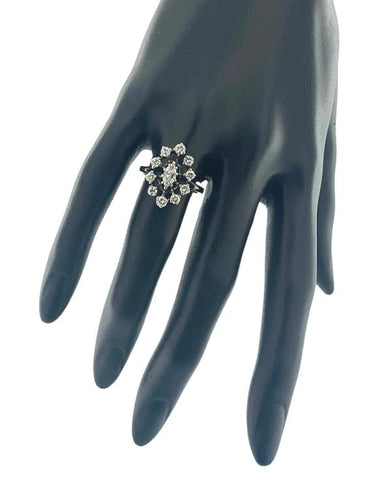 Bague 56.5 Bague cocktail Art déco en or blanc 18 carats et diamants 58 Facettes