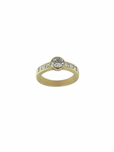 Bague 53 Bague en or jaune 18 carats avec diamants, certificat HRD 58 Facettes