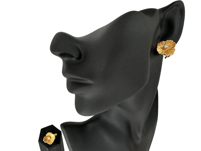 Bague 57 Parure fleur design - Bague et boucles d’oreilles en or jaune 18 carats avec diamants 58 Facettes