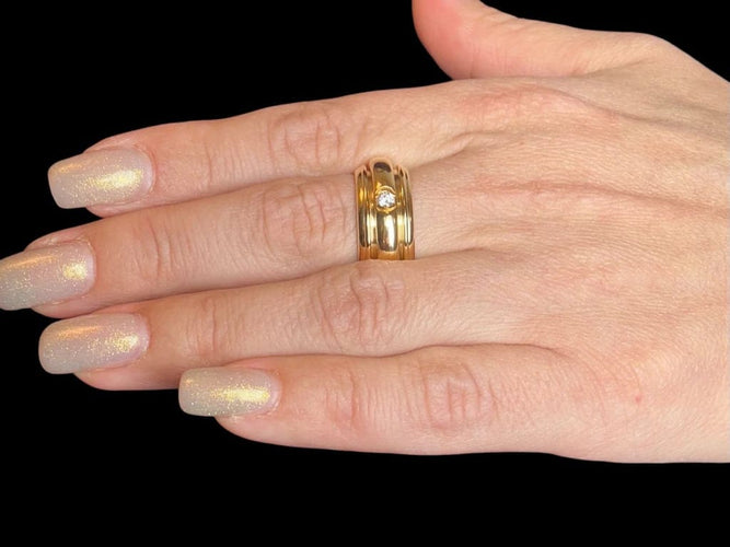 Bague 63 Piaget Possession - Bague en or jaune 18 carats et diamant 58 Facettes