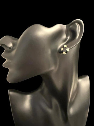 Boucles d'oreilles Clous d’oreilles - Saphirs et diamants en or 18 carats 58 Facettes
