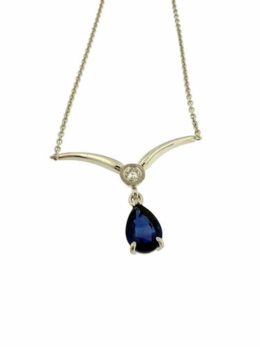 Collier Collier en or blanc 18 carats avec saphir et diamant 58 Facettes