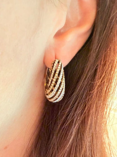 Boucles d'oreilles Créoles en or rose et blanc 18 carats avec diamants 58 Facettes