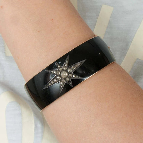 Bracelet Manchette et broche de deuil en or rose 14 ct, émail noir et diamants 58 Facettes 1