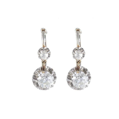 Boucles d'oreilles Boucles d'oreilles dormeuses en or blanc 750 serties de diamants 58 Facettes 220367