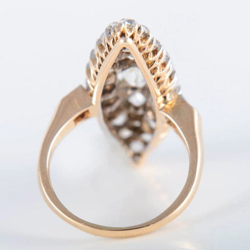 Bague 44 Bague marquise en or jaune 750 ornée de diamants 58 Facettes 220396