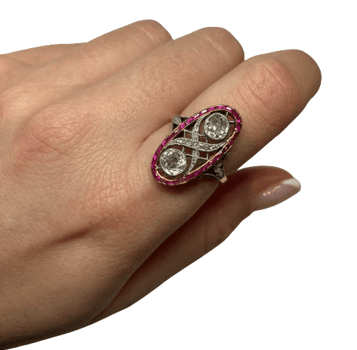 Bague 57 Art déco - Bague en or jaune 18K rubis et diamants 58 Facettes