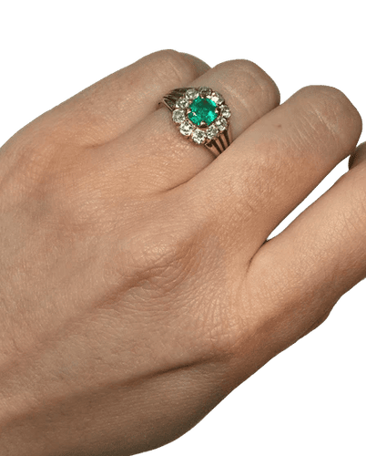 Bague 51 Bague ancienne en or 18K avec émeraude et diamants 58 Facettes