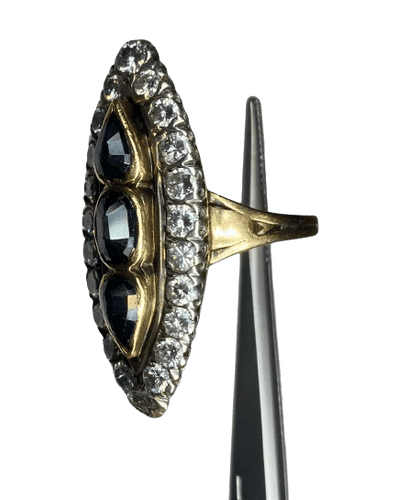 Bague 60 Bague marquise trilogie saphirs et diamants en or 18K et platine 58 Facettes