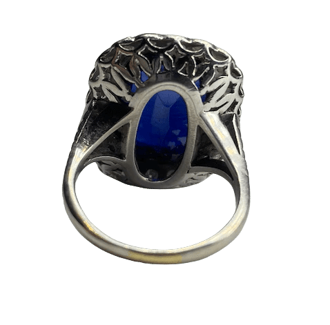 Bague 56 Bague saphir synthétique et diamants en or 18K et platine 58 Facettes