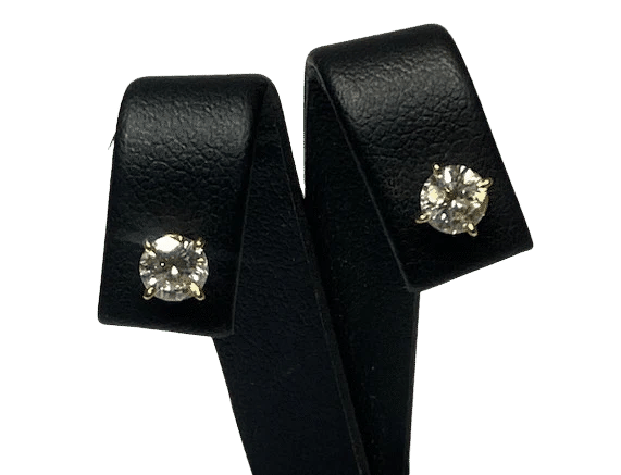 Boucles d'oreilles Boucles d'oreilles puces en or jaune 18K et diamants 58 Facettes
