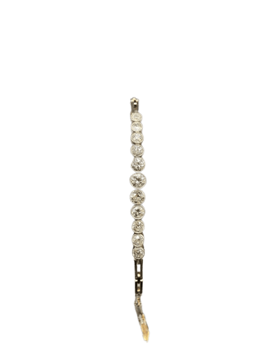 Bracelet Bracelet en or 18K avec 11 diamants 58 Facettes 250301