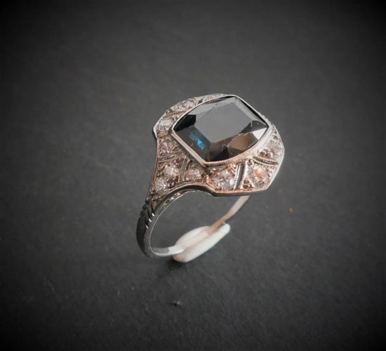 Bague 54.5 Bague Art déco en platine au saphir et diamants 58 Facettes Bague Saphir et