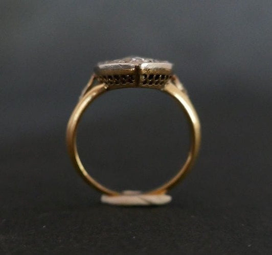Bague 56 Bague marquise sertie de diamants en or jaune 18 carats et platine 58 Facettes 957825