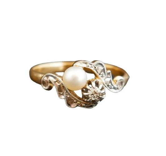 Bague 55 Bague en or jaune 18 carats avec perle et diamants 58 Facettes