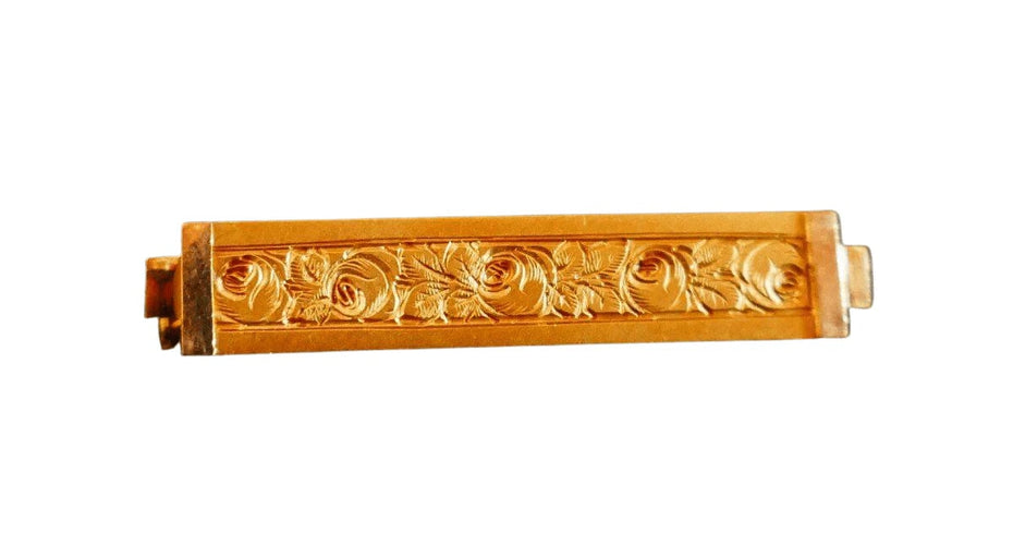 Broche Broche barrette de bébé Art déco en or jaune 18 carats 58 Facettes