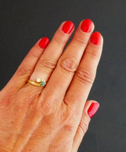 Bague 53.5 Bague Toi et Moi en or jaune 18 carats émeraude et diamants 58 Facettes