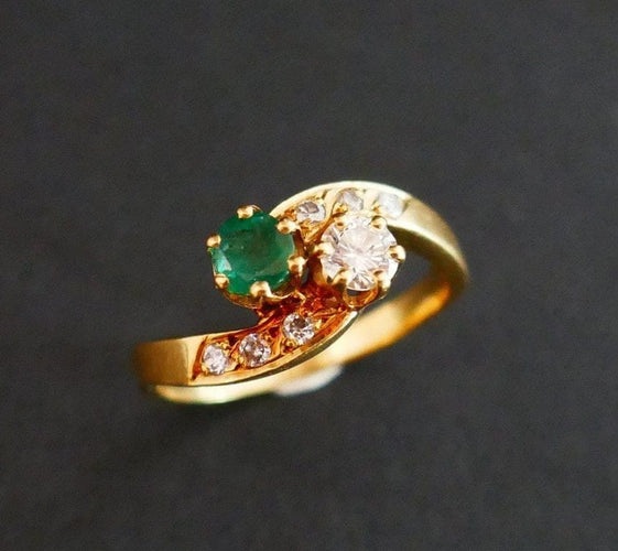 Bague 53.5 Bague Toi et Moi en or jaune 18 carats émeraude et diamants 58 Facettes