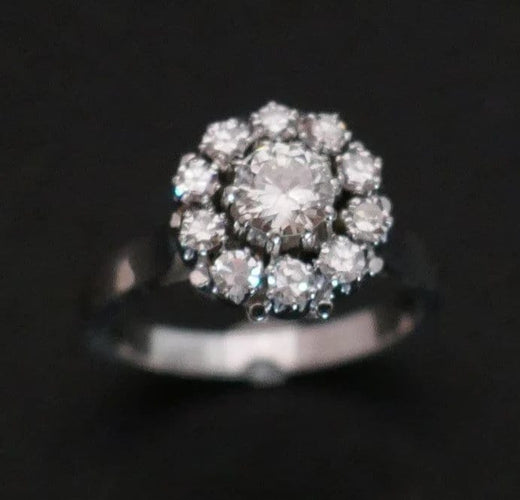 Bague 53 Bague marguerite en or blanc 18 carats et diamants 1 ct 58 Facettes