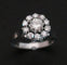 Bague 53 Bague marguerite en or blanc 18 carats et diamants 1 ct 58 Facettes