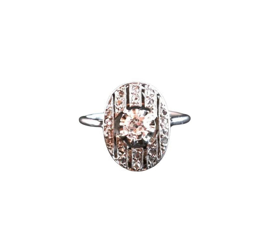 Bague 52 Bague Art déco en or blanc 18 carats avec diamants 58 Facettes